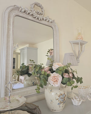 Elegant Leaves Wreath Mirror